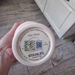 Термокружка STANLEY QUENCHER H2.0 0,59L 10-11911-024 с трубочкой, бежевая